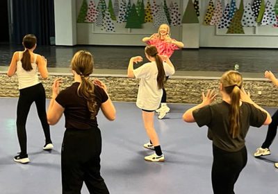 <p style="display:block;"><strong>&bull;</strong> Zumba-Kurs am 23.01.1026</p>