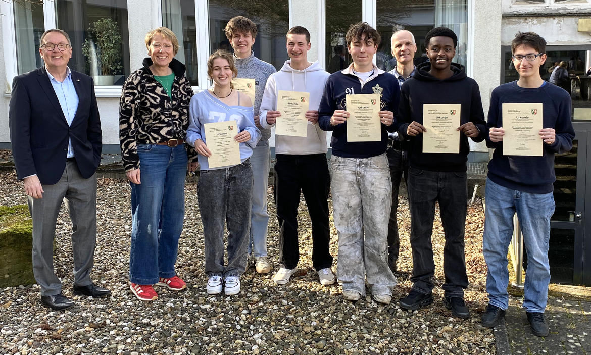 Alympiade: Busse, Batterien und viel Köpfchen