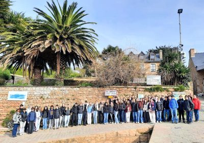 <p style="display:block;"><strong>&bull;</strong> Austausch mit dem Collège Coppens Teil 2</p>