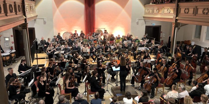 <p style="display:block;"><strong>&bull;</strong> Orchesterfahrt nach Heek</p>