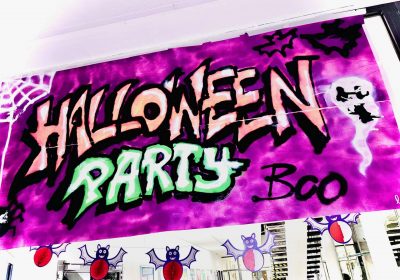 <p style="display:block;"><strong>•</strong> Halloween-Party am Gymnasium Langenberg</p>