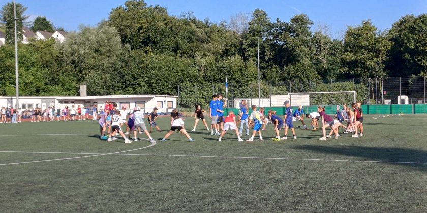 <p style="display:block;"><strong>&bull;</strong> Höher, schneller, weiter – Sportfest am 16. Juli</p>